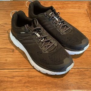 WOMENS Hoka One One Clifton 6 size 9 wide